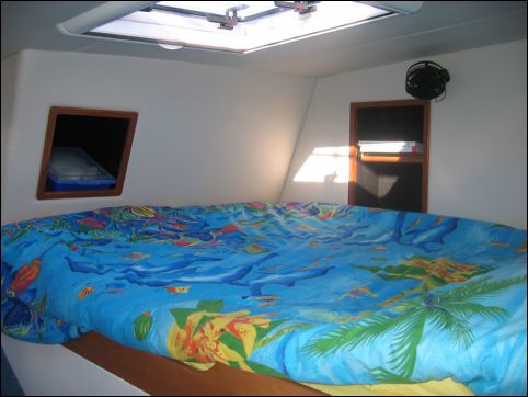 Queen cabin